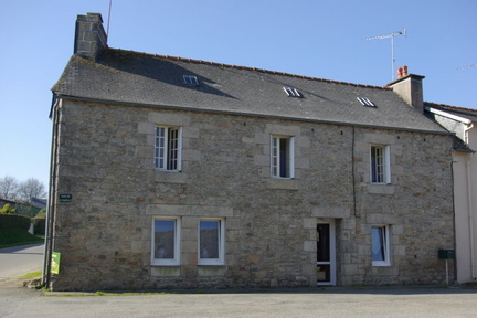 Ty-Pauline-facade-003