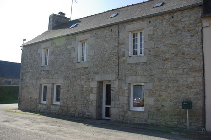 Ty-Pauline-facade-005